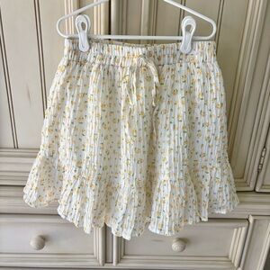 Lulu's White and Yellow Tiered Flowy Floral Short Mini Skirt Sz XS